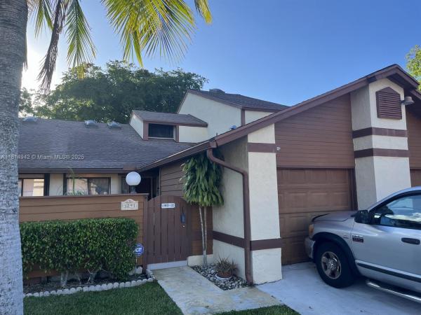Timberline Lakes, 3791 Collinwood Ln #3791, West Palm Beach, Florida 33406, image 1
