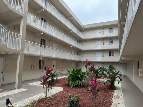 Mirassou, 6195 NW 186th St #213, Hialeah, Florida 33015, image 2