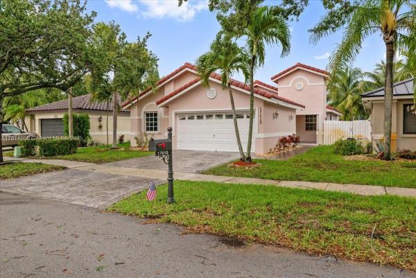 Tiffany Cove At Silver Lakes, 17610 SW 4th Ct, Pembroke Pines, Florida 33029, image 1