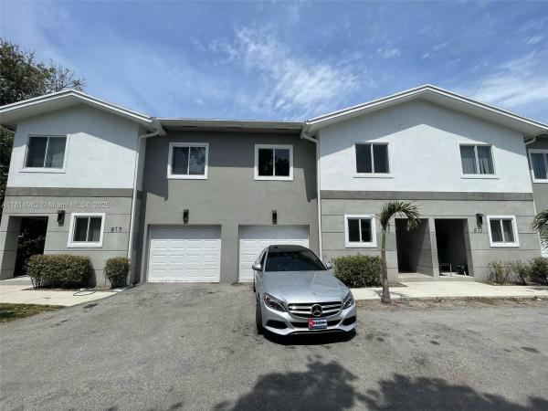 Progresso Village, 817 NW 3rd Ave, Fort Lauderdale, Florida 33311, image 1