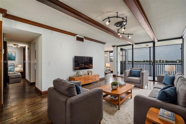 Lake Emerald, 106 Lake Emerald Dr #210, Oakland Park, Florida 33309, image 1