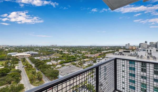 555 NE 8th St #1302, Fort Lauderdale, Florida 33304, image 1