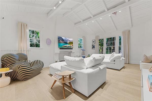 Orchard, 3747 Royal Palm Ave, Miami Beach, Florida 33140, image 1