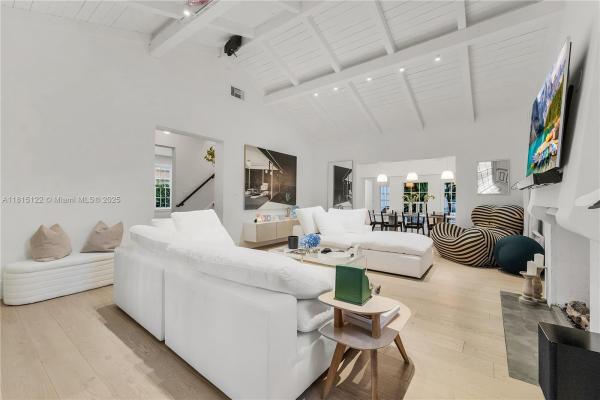 Orchard, 3747 Royal Palm Ave, Miami Beach, Florida 33140, image 2