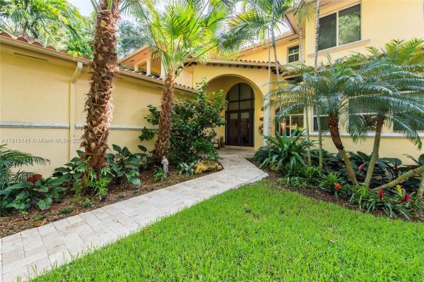 Sunshine Vistas, 3665 Justison Rd #., Miami, Florida 33133, image 1