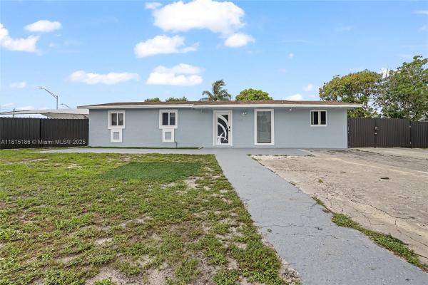 19320 NW 47th Ave, Miami Gardens, Florida 33055, image 1