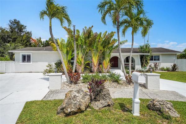 10711 SW 70th St, Miami, Florida 33173, image 1
