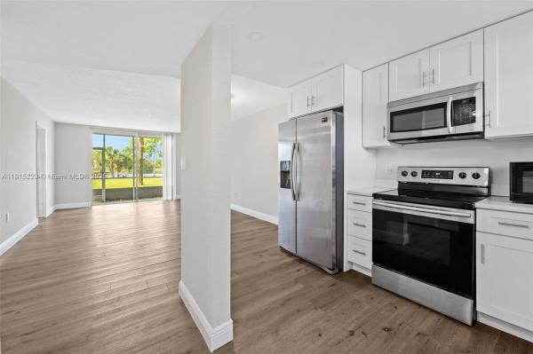Sunrise Lakes 1, 8060 N Sunrise Lakes Dr #103, Sunrise, Florida 33322, image 1