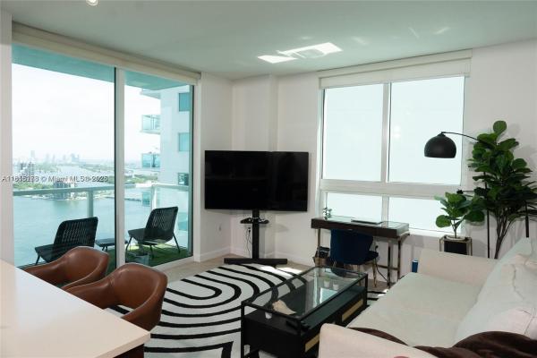 Quantum On The Bay, 1900 N Bayshore Dr #3003, Miami, Florida 33132, image 1