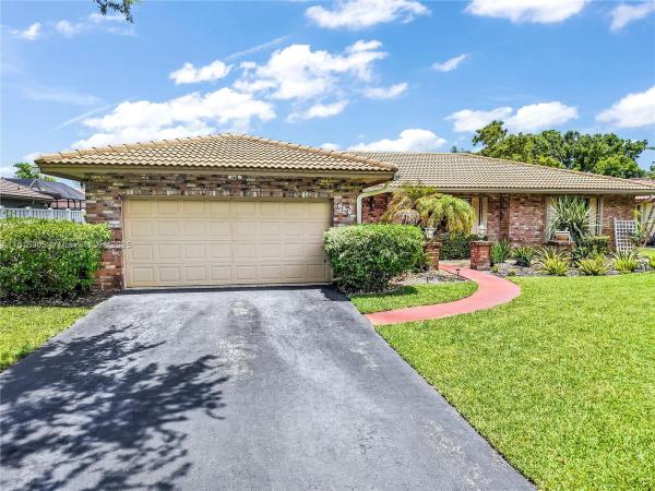 Oakwood, 639 NW 101st Ter, Coral Springs, Florida 33071, image 1