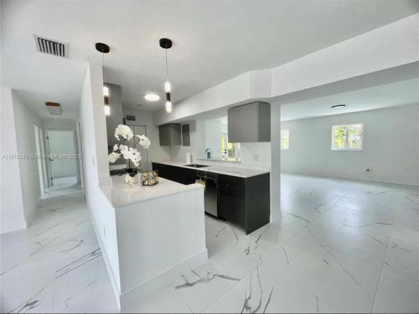 11520 SW 57th St, Miami, Florida 33173, image 1