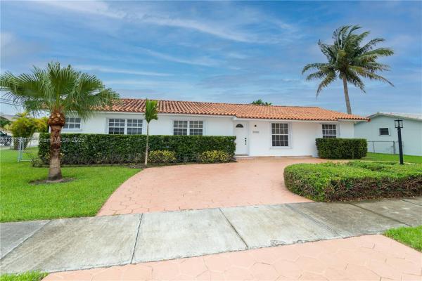 10700 SW 66th Ter, Unincorporated Dade County, Florida 33173, image 1