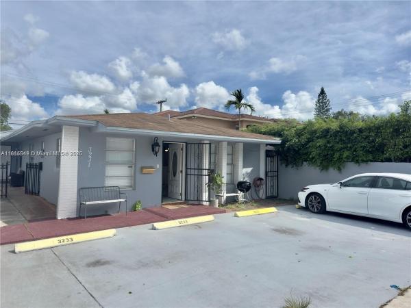 Silver Bluff Homesites, 3231 Sw 25th St #1, Miami, Florida 33133, image 1
