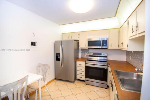 Normandy Shores Yacht & Country Club, 130 S Shore Dr #2F, Miami Beach, Florida 33141, image 1
