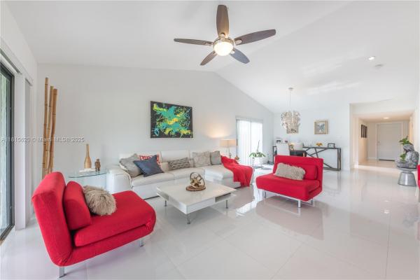 Villas Of Bonaventure, 16189 Laurel Dr #25, Weston, Florida 33326, image 1