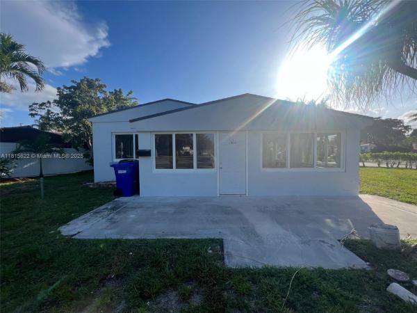 Fulford By The Sea, 17690 NE 19th Ave 0, North Miami Beach, Florida 33162, image 1
