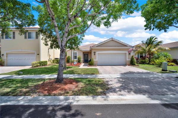 Antigua At Oasis, 3456 NE 2nd St, Homestead, Florida 33033, image 3