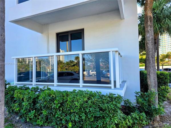 Waterview 1, 20505 E Country Club Dr #138, Aventura, Florida 33180, image 1