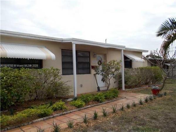 Twin Lakes South, 4160 NW 12th Ave #A, Oakland Park, Florida 33309, image 1