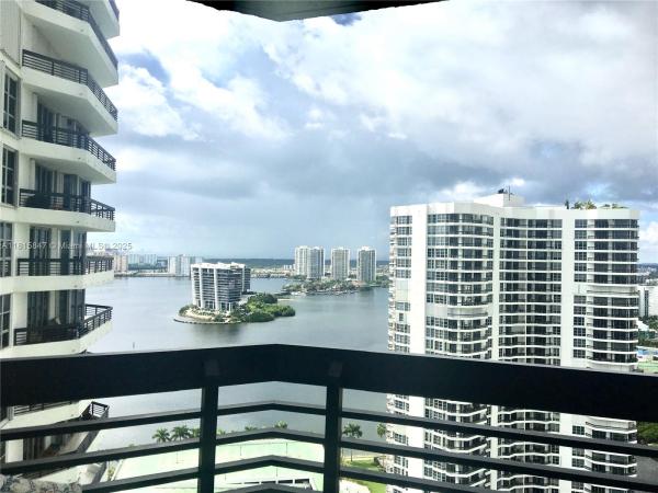 Mystic Pointe Tower 400, 3500 Mystic Pointe Dr #3103, Aventura, Florida 33180, image 1