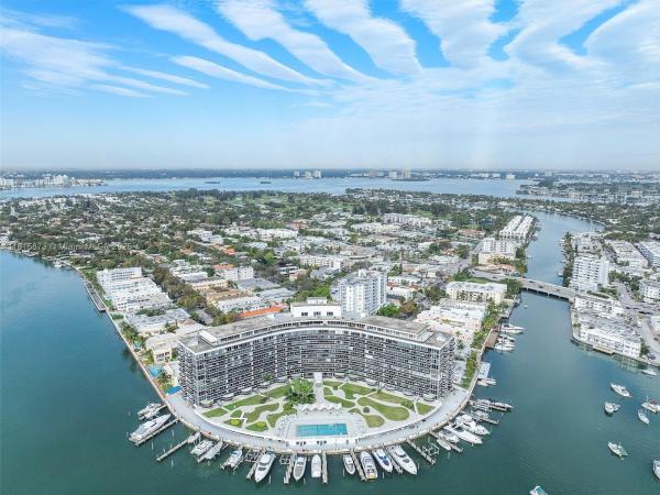 King Cole, 900 Bay Dr #727-725, Miami Beach, Florida 33141, image 1