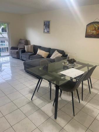 Village Of Kings Creek, 7740 Camino Real #G-305, Glenvar Heights, Florida 33143, image 3