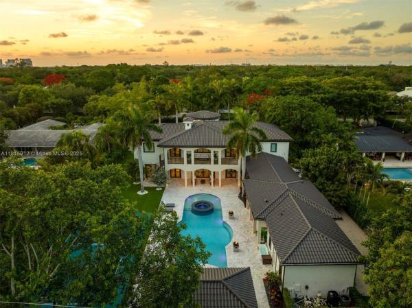 Helms Country Estates, 6080 SW 104th St, Pinecrest, Florida 33156, image 1