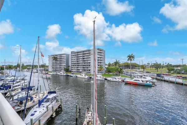 River Run South, 2415 NW 16th St Rd #412-1, Miami, Florida 33125, image 1