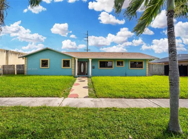 722 NW 170th St, Miami, Florida 33169, image 1