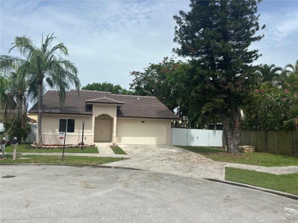15861 SW 137th Pl, Miami, Florida 33177, image 1