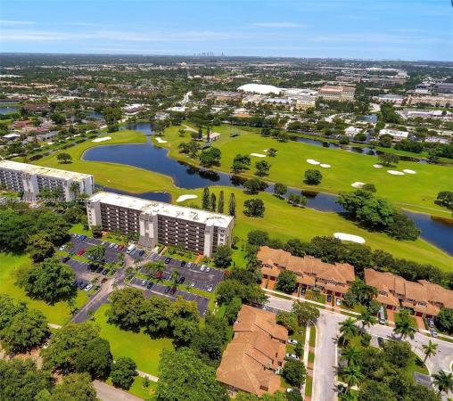 Rolling Hills Golf And Tennis Club, 3150 W Rolling Hills Cir #209, Davie, Florida 33328, image 1