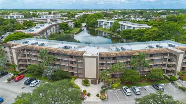 Andros Village, 1704 Andros Isle #E1, Coconut Creek, Florida 33066, image 1