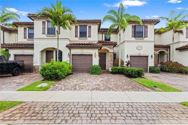 Magnolia Trails, 6496 S Anise Ct, Davie, Florida 33314, image 1