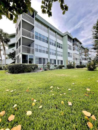 Watergate, 2751 Taft St #107, Hollywood, Florida 33020, image 1
