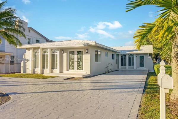 Kirkland Heights, 3421 SW 4th St, Miami, Florida 33135, image 1