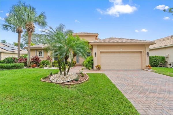 Valencia Pointe, 7215 Great Falls Cir, Boynton Beach, Florida 33437, image 1