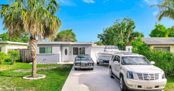Welwyn Manor, 6336 SW 22nd St, Miramar, Florida 33023, image 1