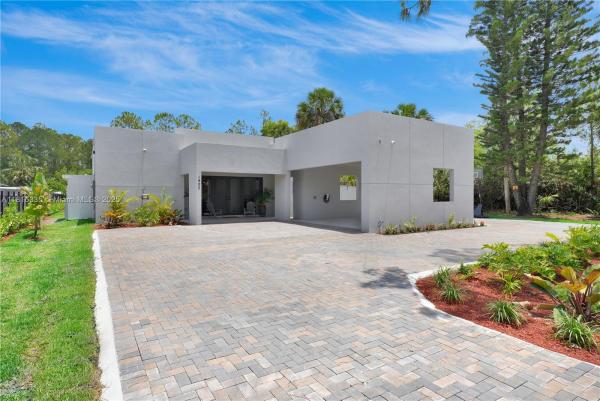 Naples Farm Sites, 1902 Della Dr, Naples, Florida 34117, image 1