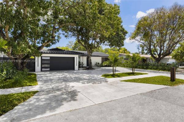 20335 NE 20th Ct #20335, Unincorporated Dade County, Florida 33179, image 1