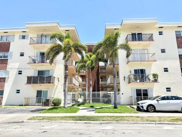 Rodman Of Hollywood, 1747 Rodman St #203, Hollywood, Florida 33020, image 1