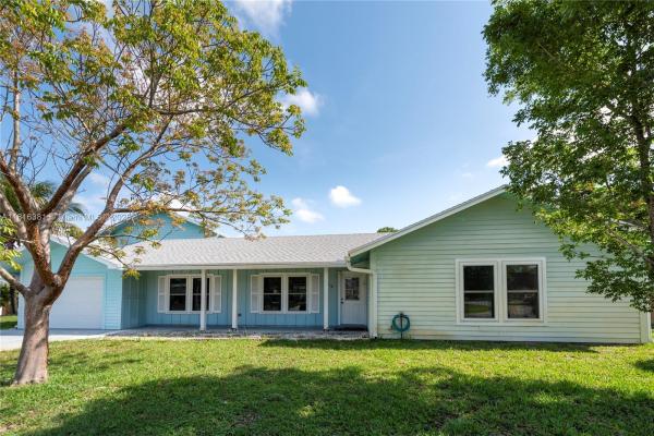The Willows, 219 Bobwhite Rd, Royal Palm Beach, Florida 33411, image 2
