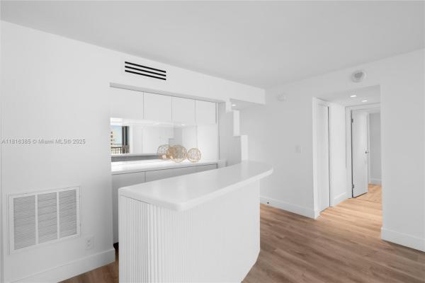 Mirasol Ocean Towers, 2655 Collins Ave #2408, Miami Beach, Florida 33140, image 1