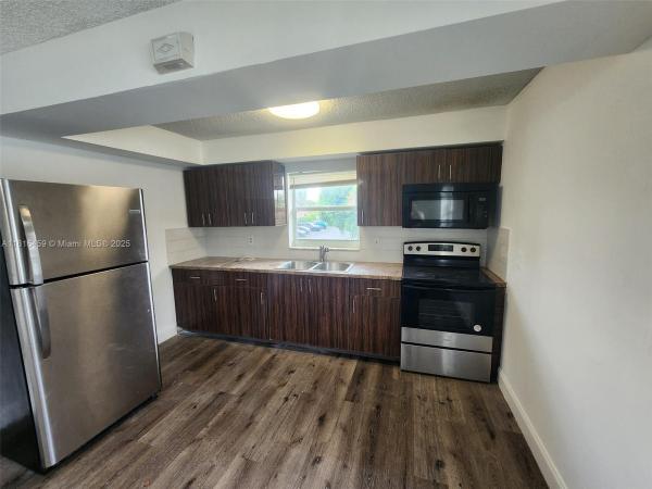 The Dells, 4117 Woodside Dr #2, Coral Springs, Florida 33065, image 1