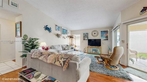 North Gate, 2552 SE 7th Ct, Homestead, Florida 33033, image 2