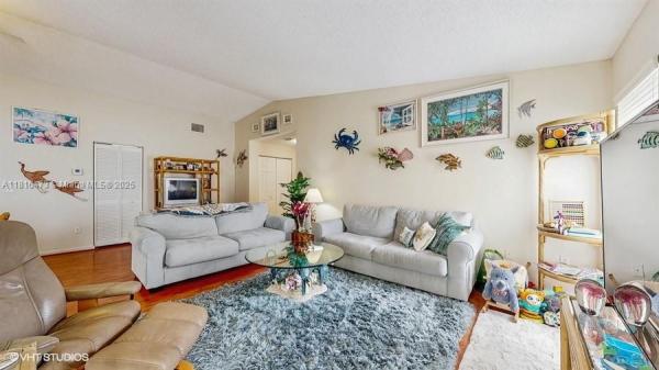 North Gate, 2552 SE 7th Ct, Homestead, Florida 33033, image 3