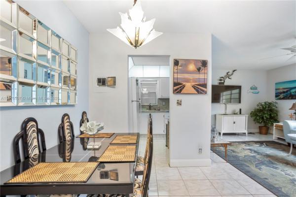Crystal Court Manor, 1551 N 12th Ct #4B, Hollywood, Florida 33019, image 2