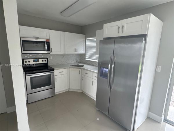 Lake Lucerne, 2560 NW 206th St, Miami Gardens, Florida 33056, image 3