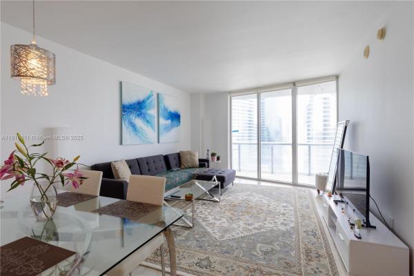 Icon Brickell Tower 1, 475 Brickell Ave #3512, Miami, Florida 33131, image 1