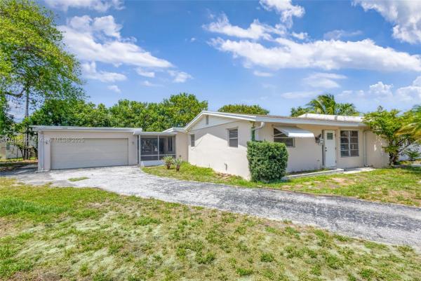 Fisherman's Village, 27 Robalo Ct, North Palm Beach, Florida 33408, image 1