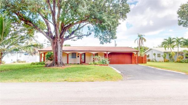Tropical Palms, 2116 NW 3rd Ave, Wilton Manors, Florida 33311, image 3